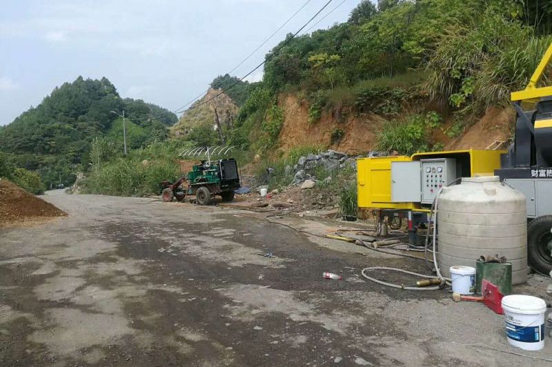 滾筒式攪拌拖泵，24小時(shí)江門(mén)新臺(tái)隧道施工紀(jì)實(shí)